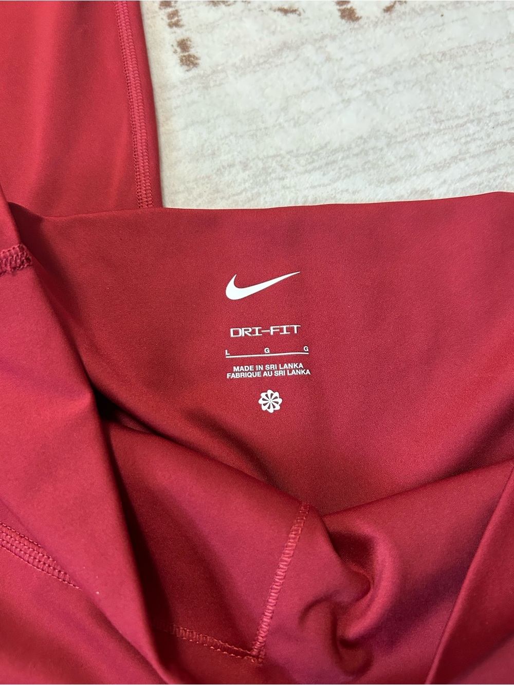 Nike Dri-FIT Red High Waisted Leggings Size Large Athletic NWOT - Picture 4 of 5
